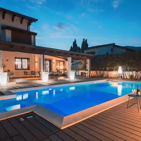 Valery Villa Palermo